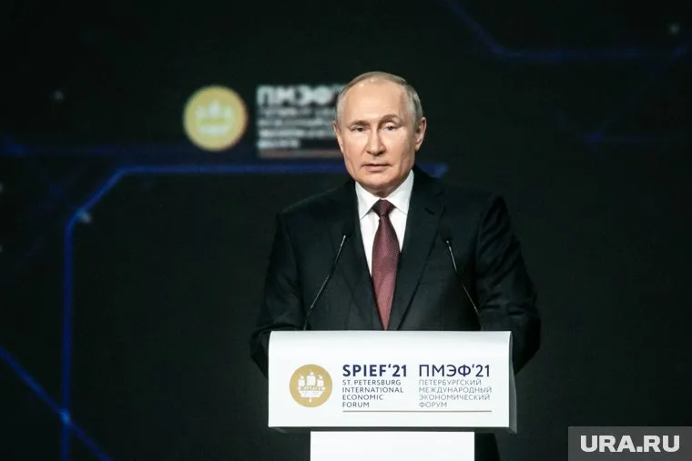 Также Владимир Путин заявил, что в дополнительной поддержке нуждаются жители Дальнего Востока