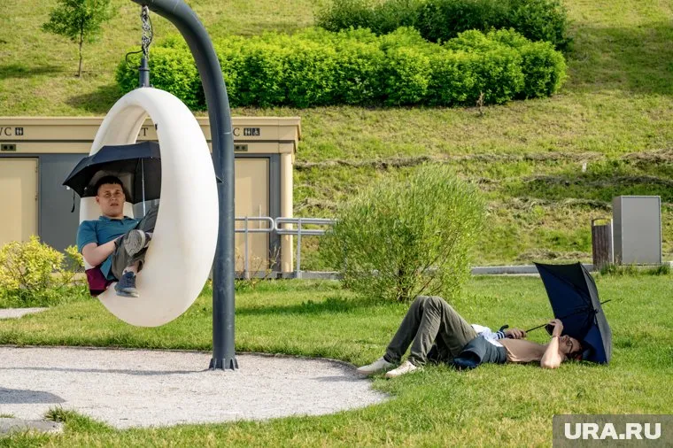 Новое благоустроенное пространство у берега озера ждали все жители Нового Уренгоя