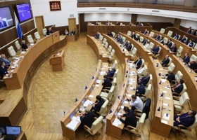 В новый созыв свердловского заксо метят экс-ректоры, отставные чиновники и мэр