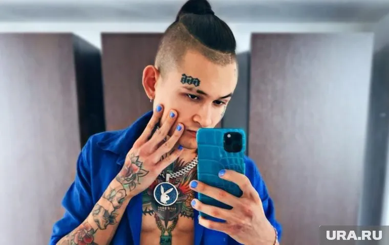 Перед судом по делу о пропаганде наркотиков у Моргенштерна изъяли клинок из трости