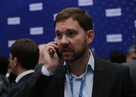 Известный свердловчанин снова у Путина в очень интересной компании