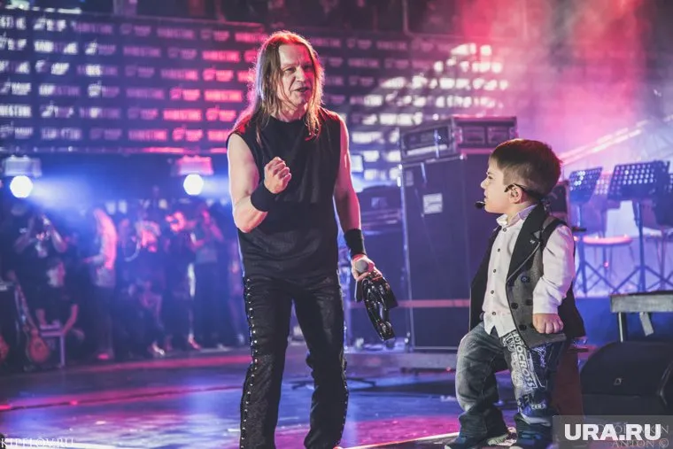 Валерий Кипелов и Данил Плужников - пациенты центра Илизарова