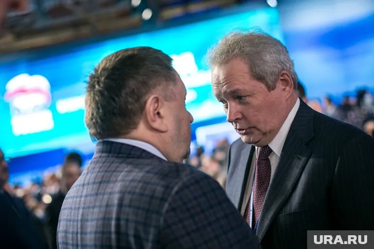 Виктор Басаргин (справа) вот-вот услышит ответ на главный вопрос