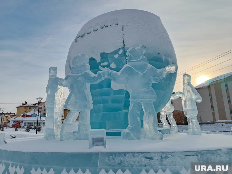 К Новому году в Салехарде построят несколько ледовых городков (фото из архива) 