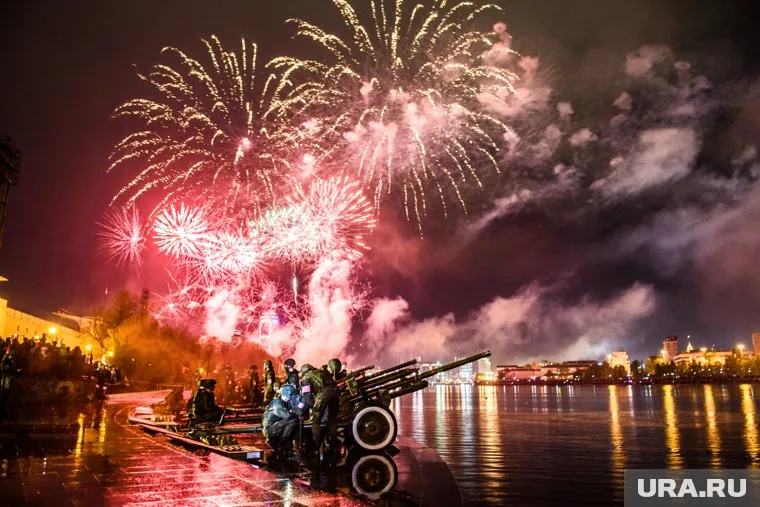 Как провести День Победы онлайн — в семи лучших рекомендация URA.RU