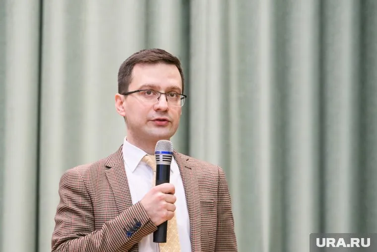 Владимир Волкоморов возглавлял журфак в течение двух с половиной лет