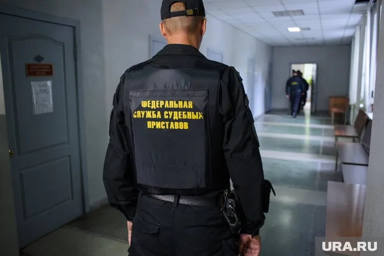 Приставы нашли должника и арестовали на 10 суток