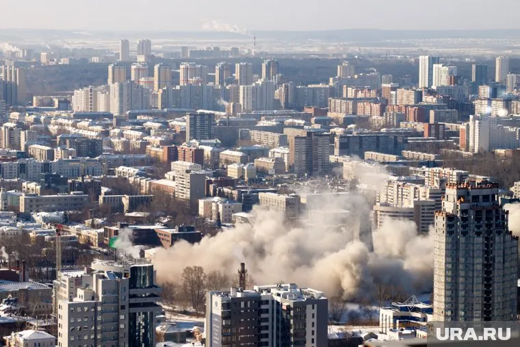 По данным преподавателей ИТМО, здание ремонтировалось очень выборочно