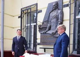 На «Курганмашзаводе» открыли мемориал создателю БМП-3