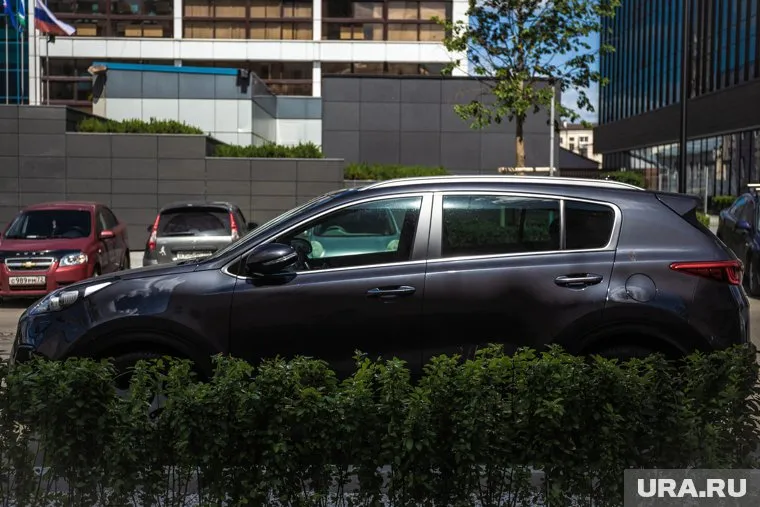 Эксперт считает, что в России «достаточно мягкие требования к тонировке»