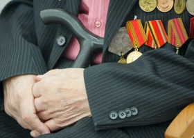 Ветеран Великой отечественной войны живет шестые сутки без воды в центре Кургана