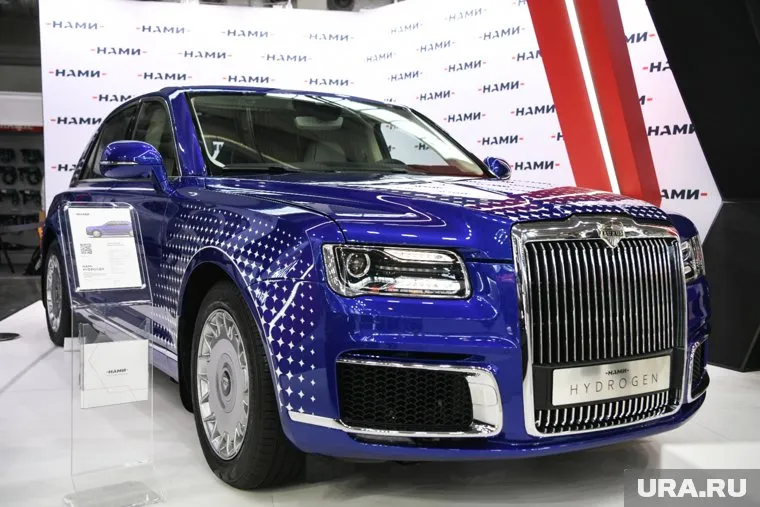 Водородный автомобиль показали на выставке «Иннопром-2024»