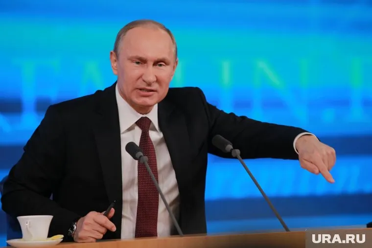 Песков рассказал, из-за каких вопросов злится Путин