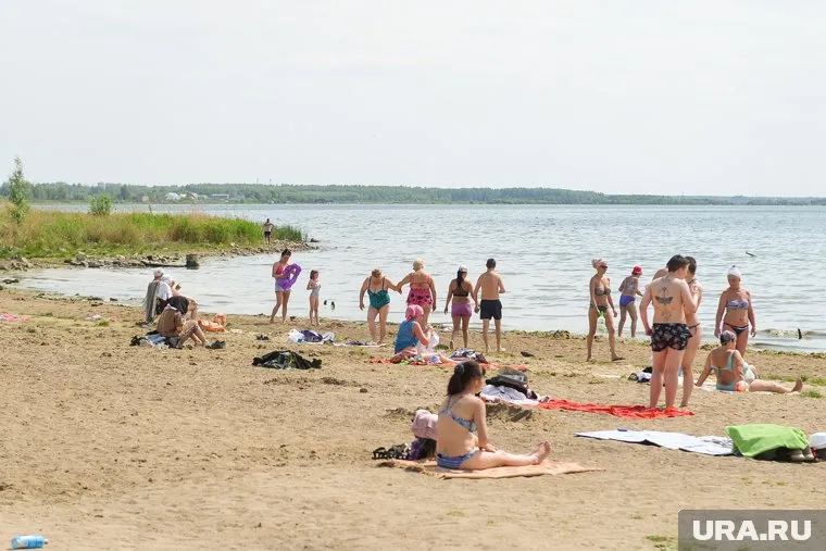 Челябинцы отправляются на отдых к озерам в будни и по выходным