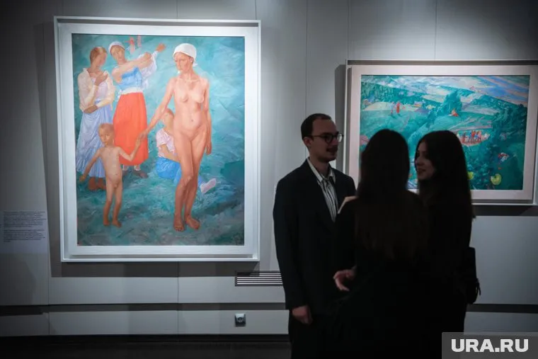 Выставка проходит в музее ИЗО, она продлится до апреля