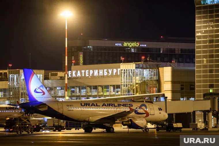 Из-за непогоды самолета ЦСКА сел в Екатеринбурге