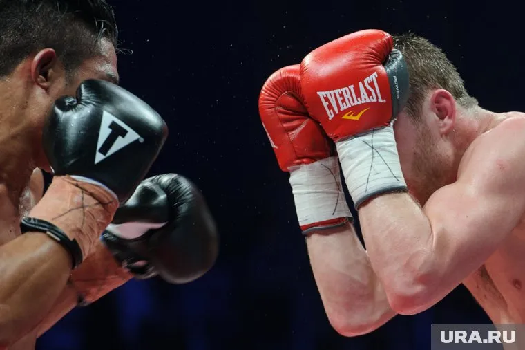 В уральской столице взвесили участников турнира по профессиональному боксу