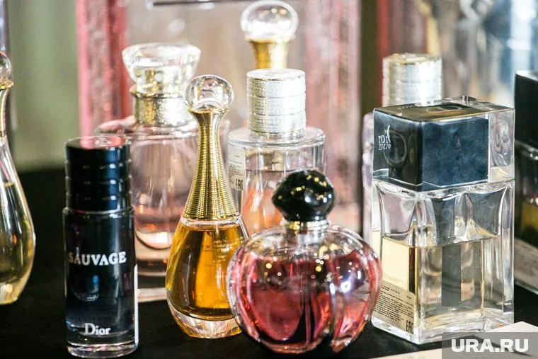 Неискушенный покупатель мог не отличить оригинал от подделки