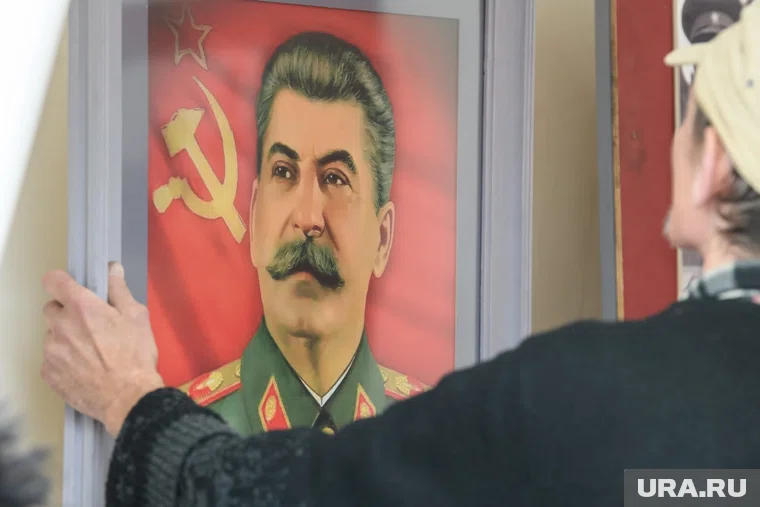 Губернатор рассказал о своем отношении к монументам Сталину