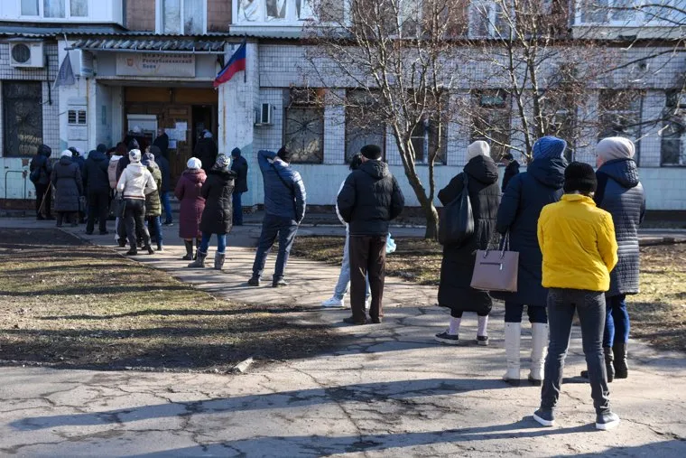Ситуация в городе Донецк во время обострения конфликта между Украиной и самопровозглашенными ДНР и ЛНР. Донецк, Донецкая Народная Республика