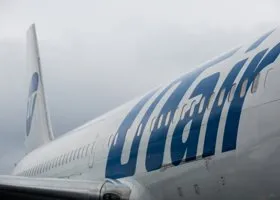 Самолет UTair из Ноябрьска в Москву экстренно посадили в Ханты-Мансийске