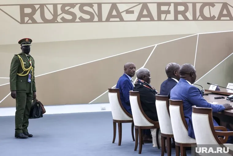 Доля экспорта военной продукции из России в страны Африки превысила 30%