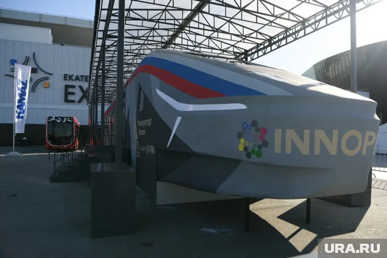 Скорость поезда будет достигать 400 км в час