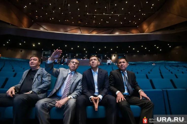 Евгений Куйвашев в июне оценил готовность нового конгресс-центра