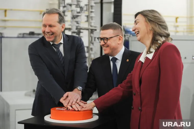 Красную кнопку запуска нажали первые руководители области и производства
