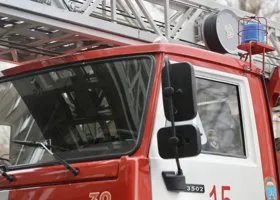 МЧС: в районе Кольцово полыхает завод по производству пенопласта