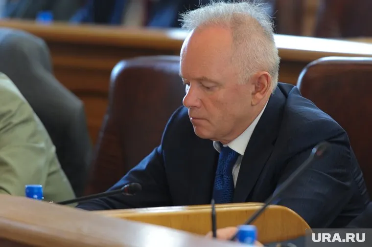 Андрей Самсонов формально остается депутатом, несмотря на кончину