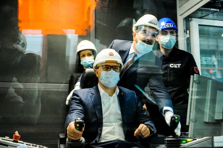 Алексей Текслер на открытии предприятия ООО «Современные Кузнечные Технологии» на территории Индустриального парка «Станкомаш». Челябинск