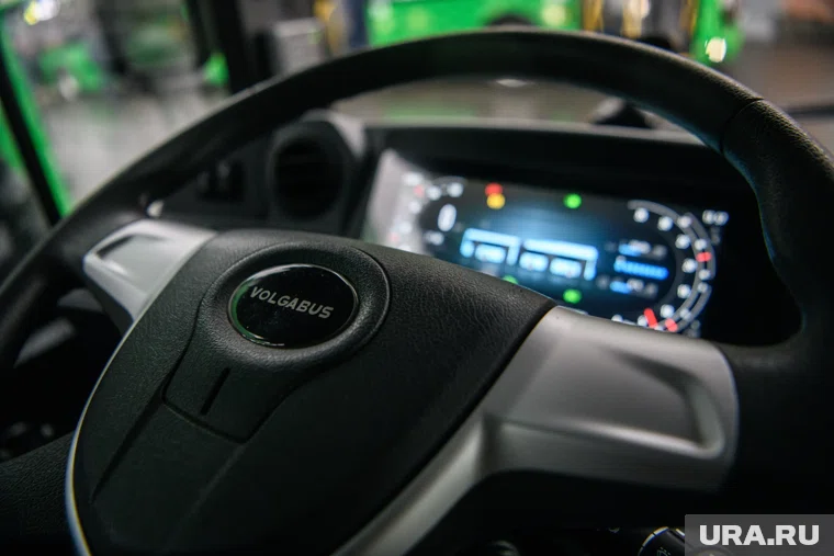 Водитель устроил пробку возле въезда в КПП из-за низкой зарплаты