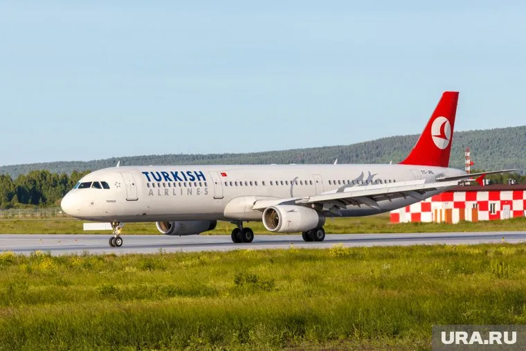 Пилоты Turkish Airlines будут каждый день вылетать в Анталию