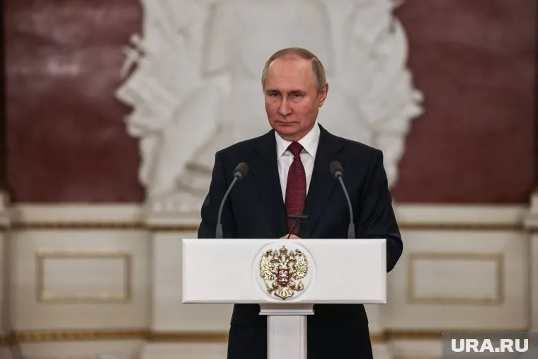 Политика Владимира Путина и Николая 1 схожая, пишет Politico