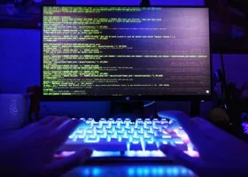 Экс-офицер Ставридис усмотрел решение проблем с утечками США в отказе от людей