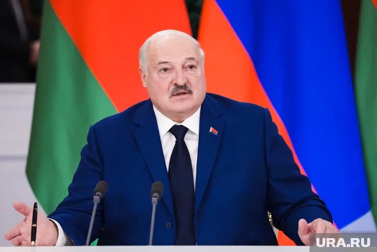 Лукашенко заявил, что не Запад является виновником затягивания конфликта на Украине