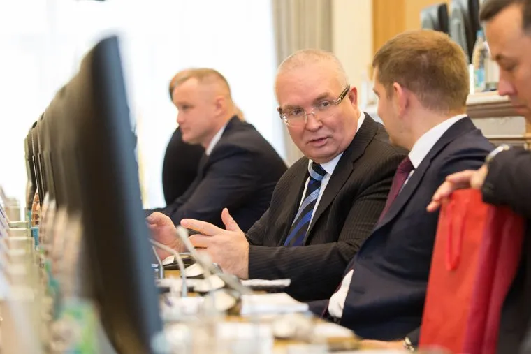 Заседание окружной думы. Ханты-Мансийск, семенов владимир