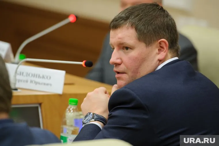 К работе Бидонько на посту министра строительства области все больше неприятных вопросов