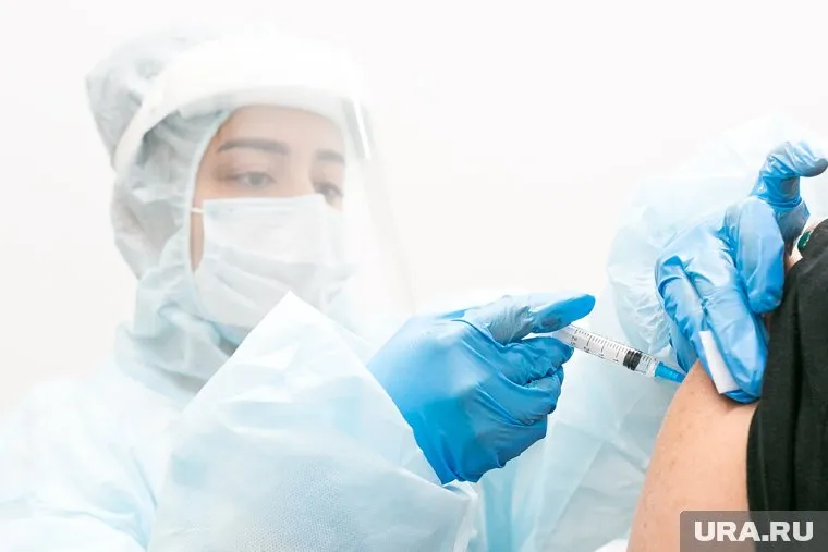 Новый вариант штамма «Омикрон» принимает признаки сезонного заболевания, выяснили ученые в Италии