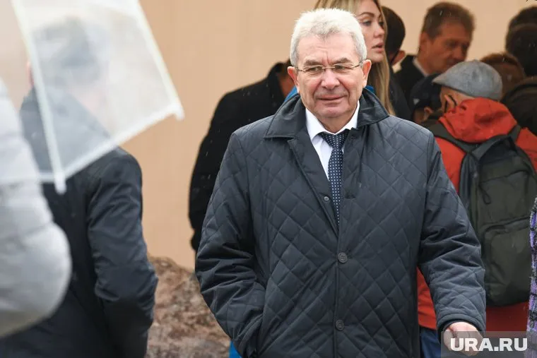 Виталий Вольф, по данным инсайдеров, пока не уходит на пенсию