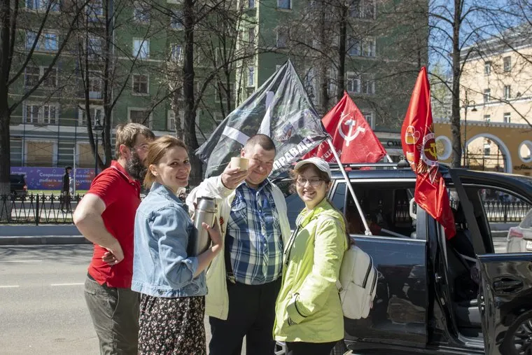 Народные гуляния в День Победы. Пермь