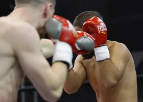 Курганский боксер Мишечкин заключил контракт с уральским промоушеном