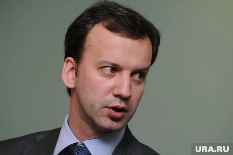 Он занимает должность председателя совета директоров РЖД с 2015 года