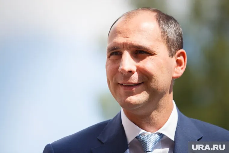 Премьер Денис Паслер начинает рабочий день 19 августа с поездки в Березовский