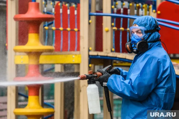 По мнению врачей и чиновников, жители ХМАО так и не научились жить с коронавирусом