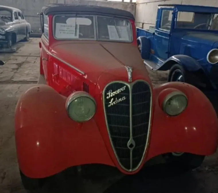 У ретро-автомобиля отличная сохранность