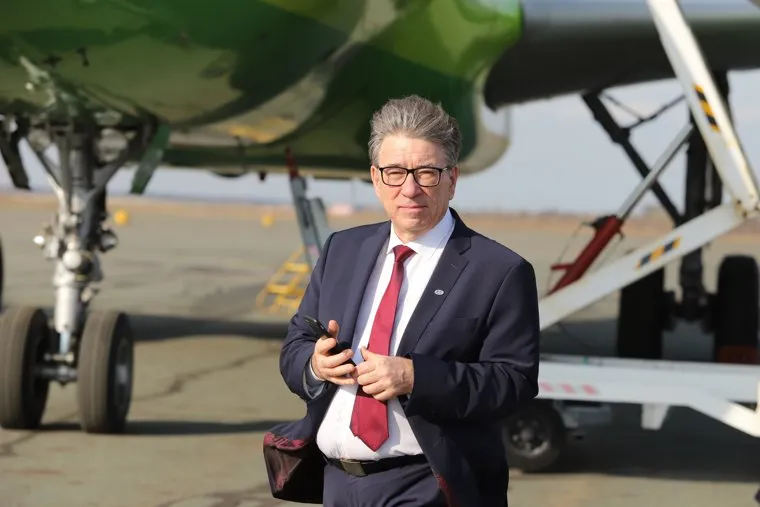 Аэропорт. Курган