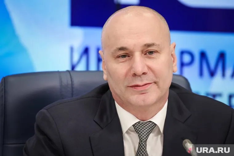 ЕГЭ не отменят в ближайшие несколько лет, заявил Музаев