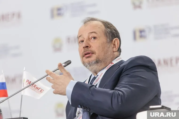 Владимир Лисин продолжил публичную полемику с главой «Роснано»